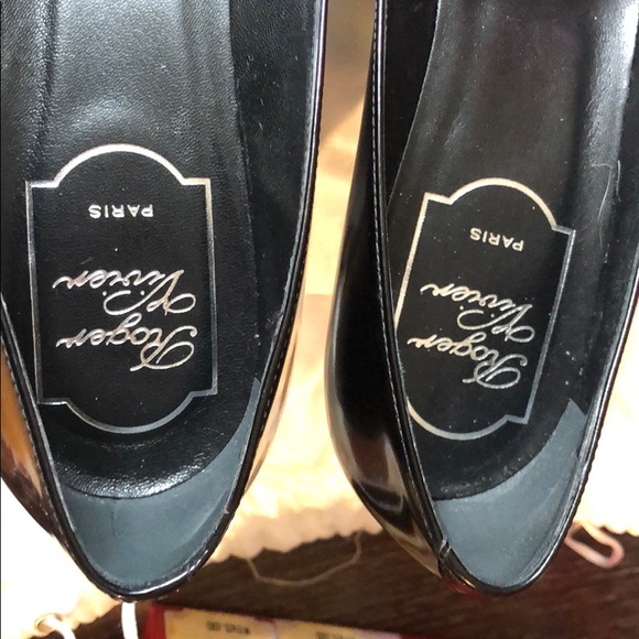 Roger Vivier black low heels - Picture 3 of 8